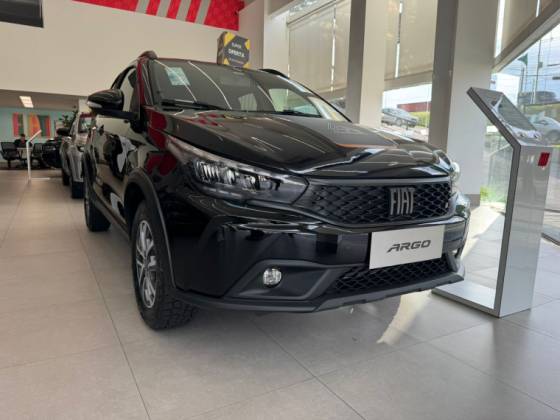 FIAT ARGO 1.3 FIREFLY FLEX TREKKING CVT FIAT ARGO 1.3 FIREFLY FLEX TREKKING CVT